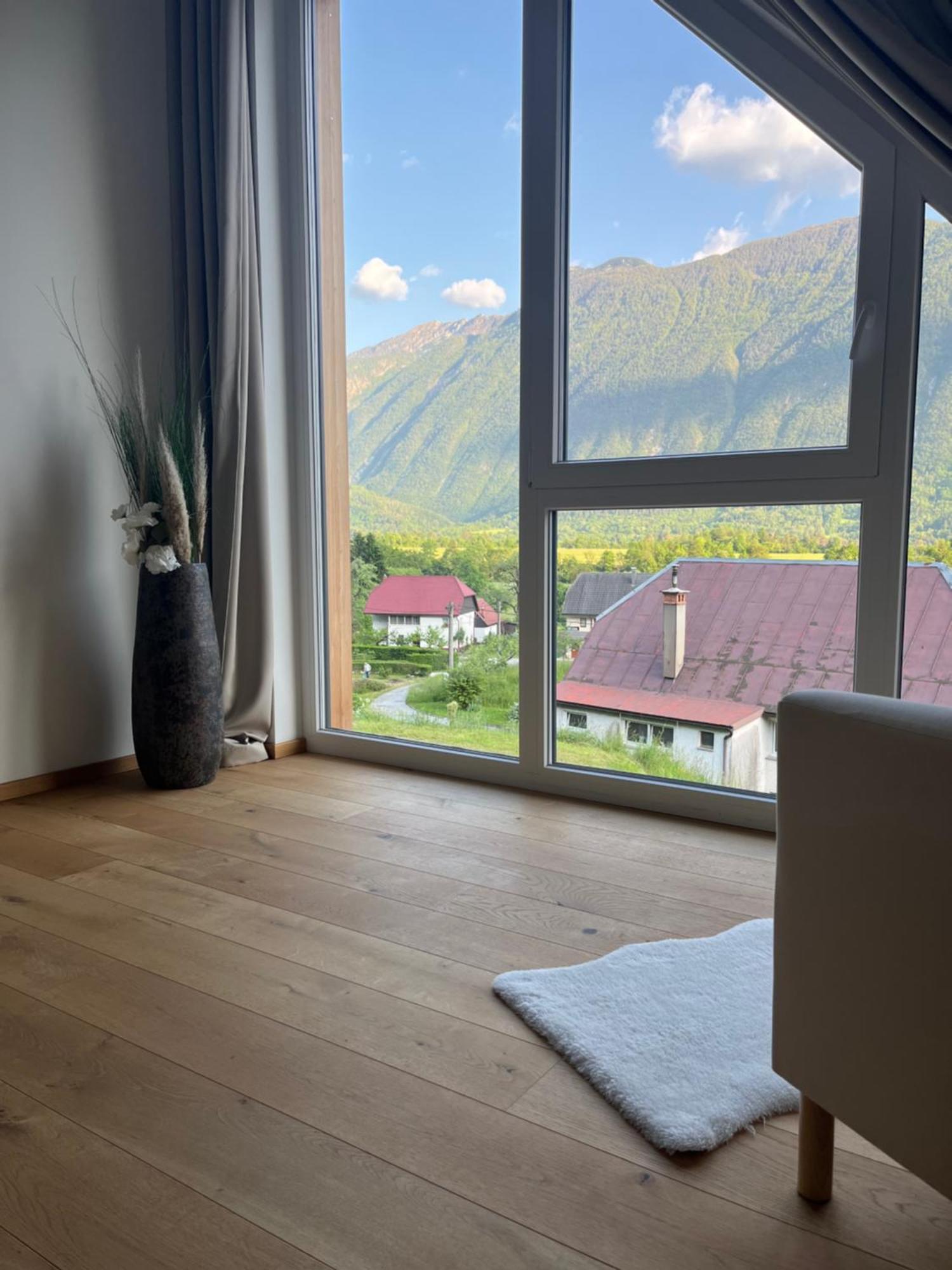 The Valley Queens Bovec Exterior foto